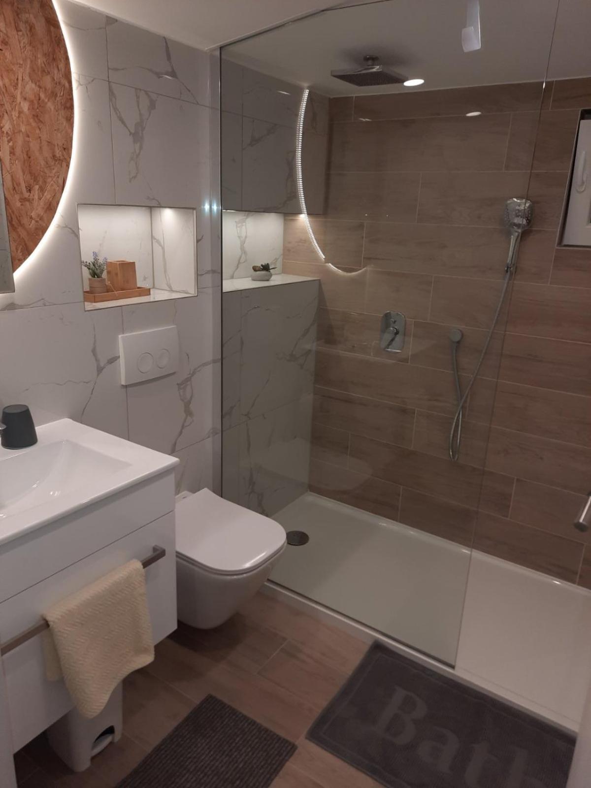Pinezići Apartments Ruzica חדר תמונה