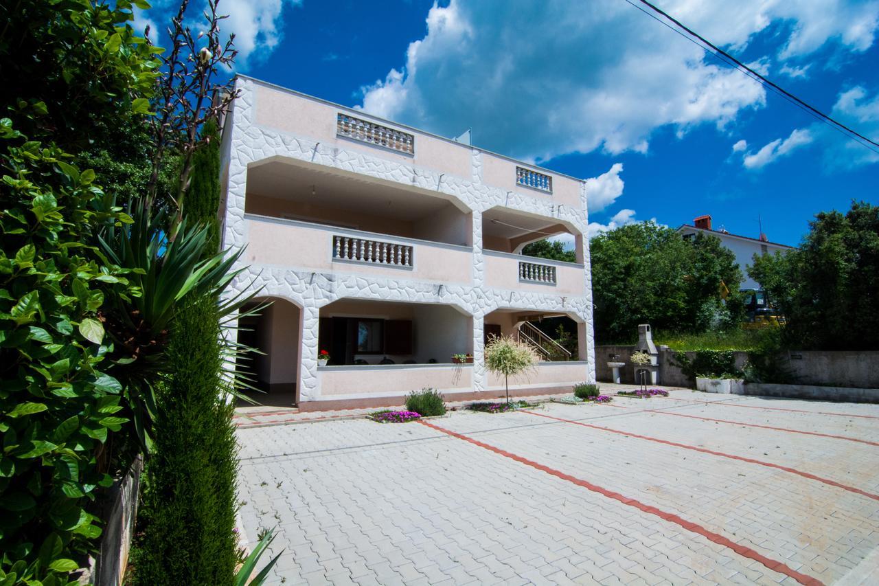 Pinezići Apartments Ruzica מראה חיצוני תמונה